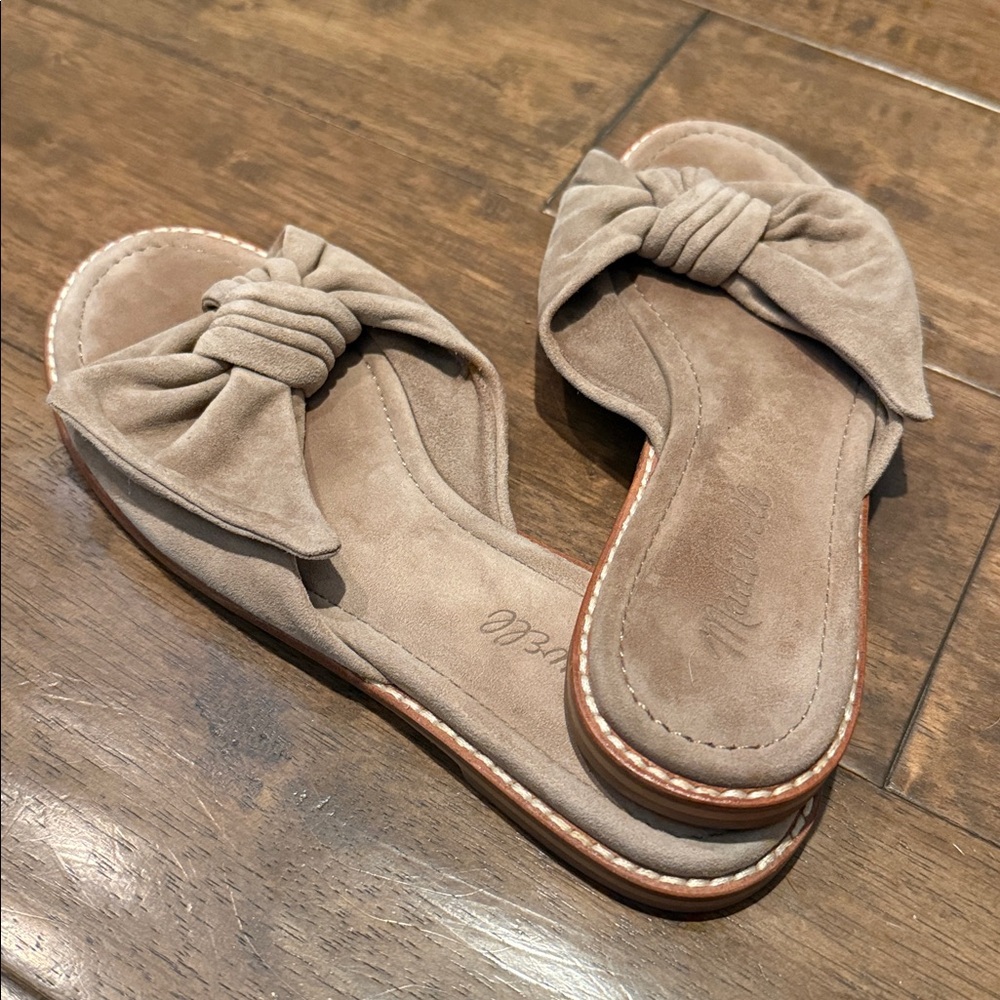Madewell Women's Taupe Suede Bow Sandals